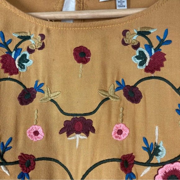 JODFL Boho Floral Embroidered Rayon Top Small Long Sleeves Tan Flowy - Picture 9 of 15